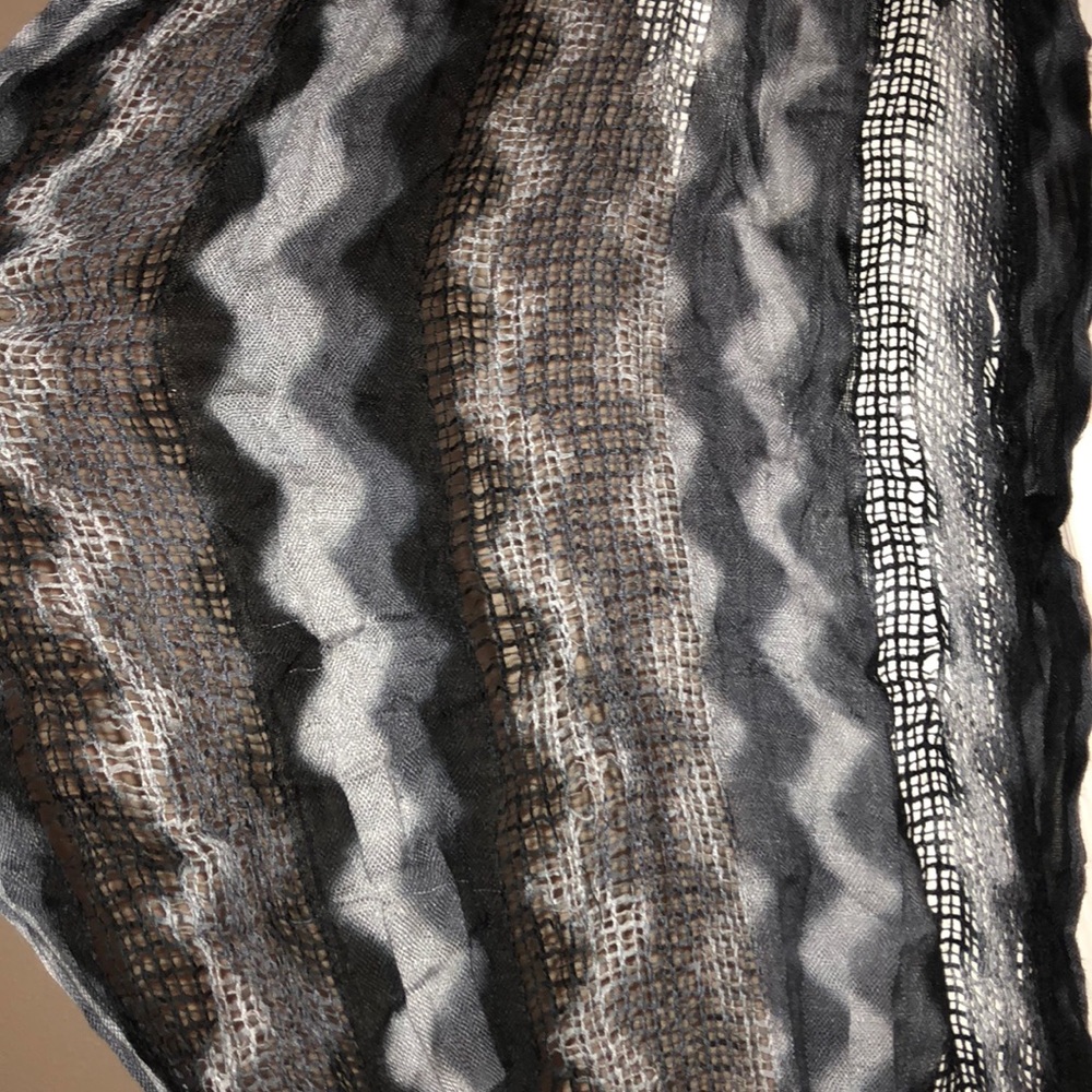 infinity scarf - Picture 2 of 2